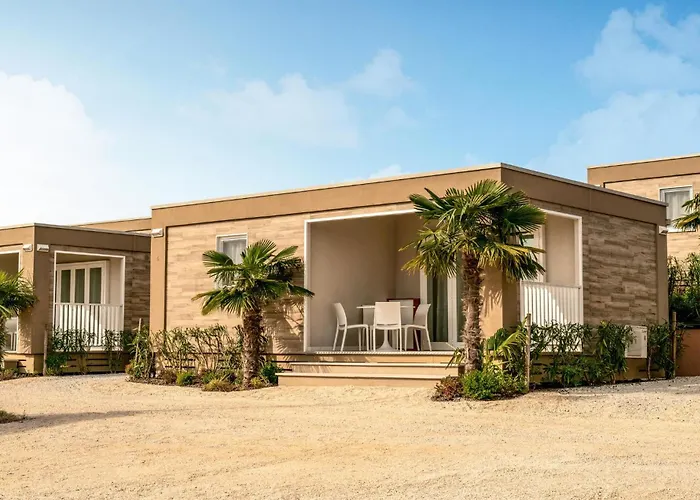 Living Deluxe Apartment Raffa